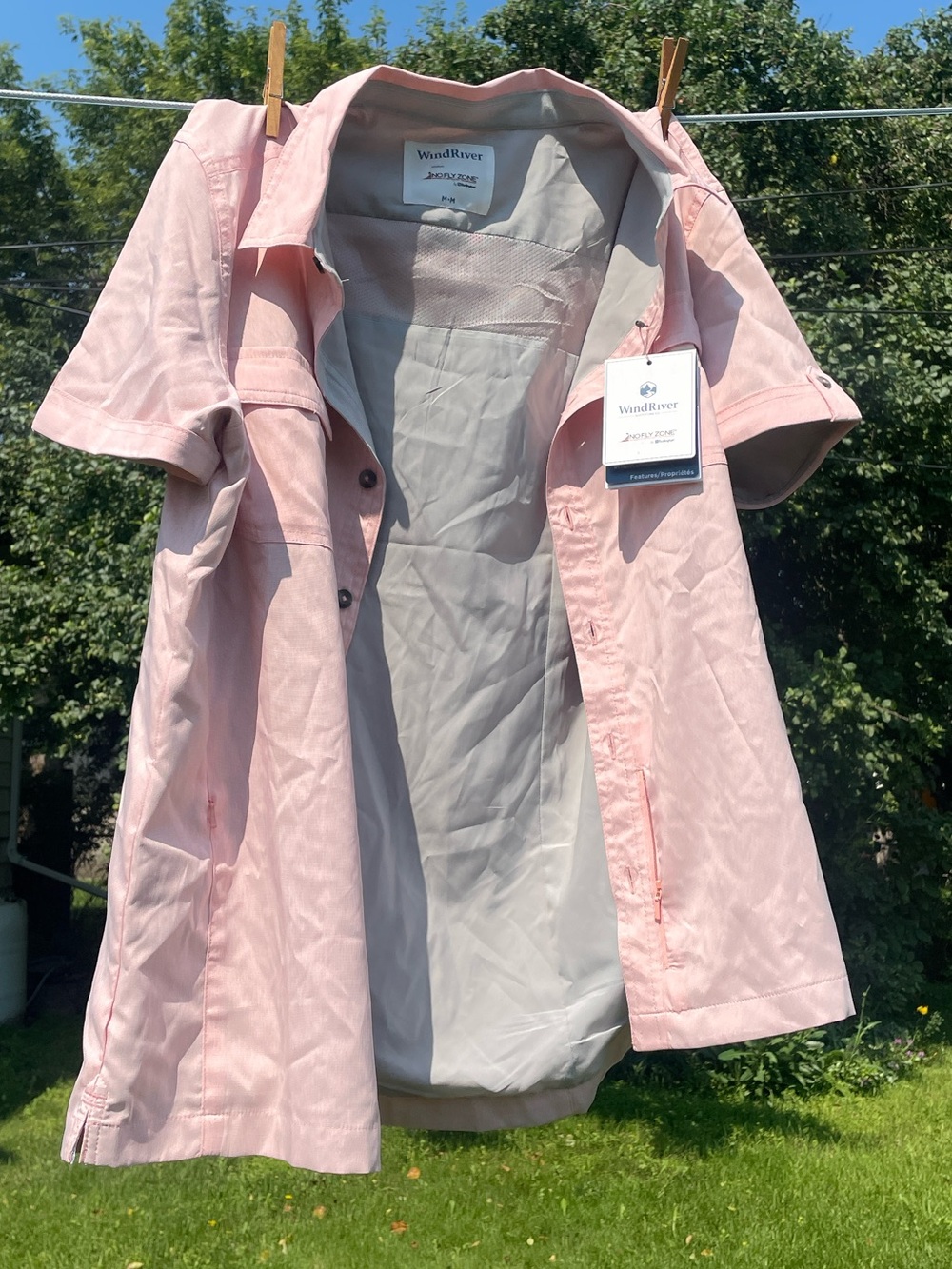Wind River No Fly Zone Pale Pink Short-Sleeve Button Shirt | Size Medium